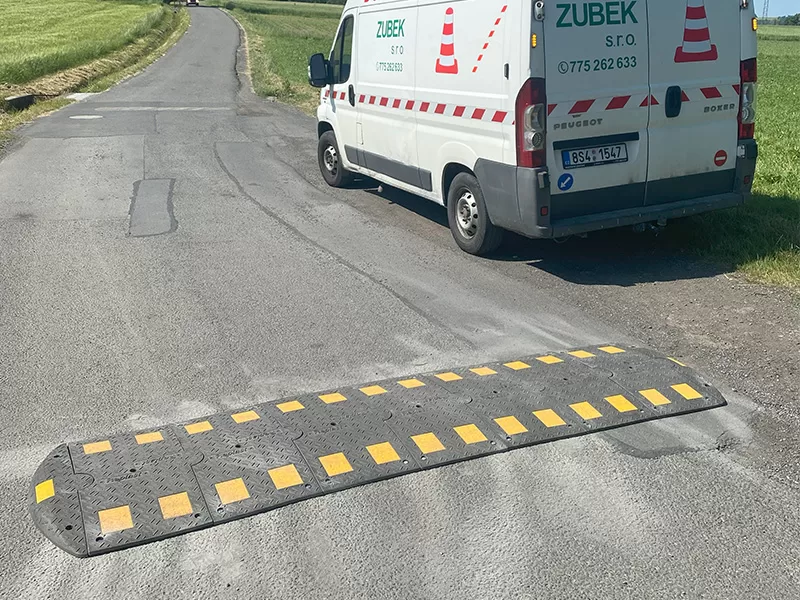 Speciální zpomalovací práh